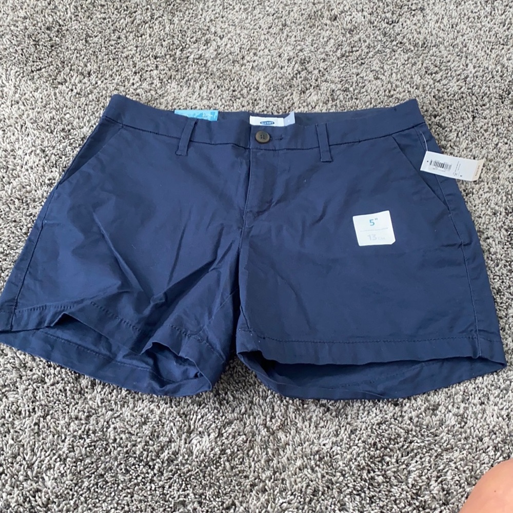 Women’s dark blue shorts
